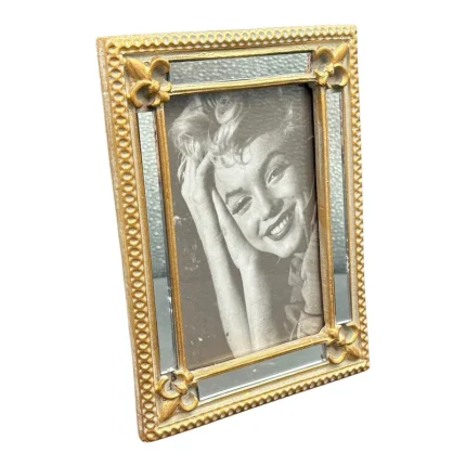 قاب عکس مناسب برای دکوراسیون منزل و دفتر کار