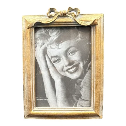 قاب عکس با کیفیت و مقاوم مدل 2057