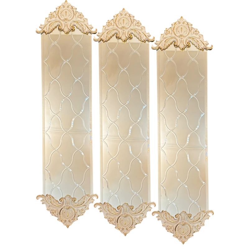 آینه مدل الیزابت طرح تراش خورده مجموعه سه عددی (1) طراحی کلاسیک و لوکس آینهها با جزئیات تراش خورده ظریف برای دکوراسیونهای شیک.