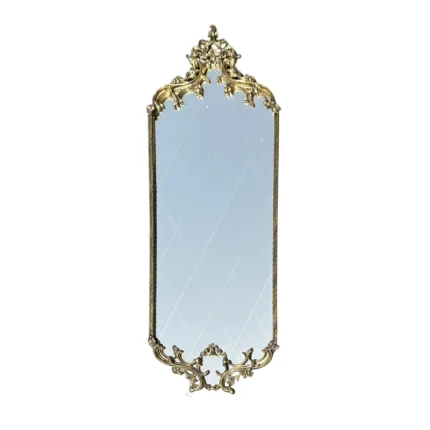 آینه قدی با قاب برنجی و طرح گل و ستون، جلوه‌ای سلطنتی برای فضای شما