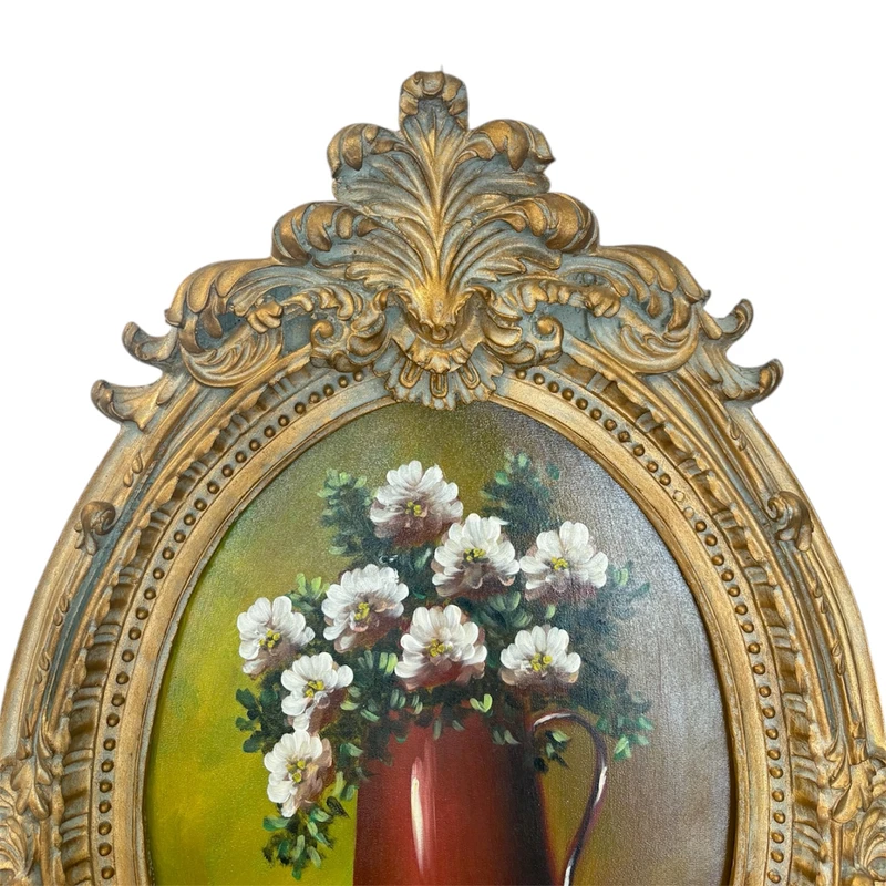 نمای نزدیک تابلو رنگ روغن با قاب فایبر گلاس طرح گلدان قرمز با جزئیات گلها نمای نزدیک تابلو رنگ روغن با قاب فایبر گلاس طرح گلدان قرمز با جزئیات گلها