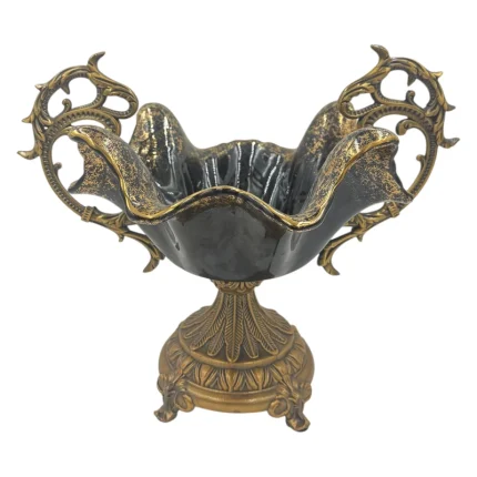 آجیل خوری گلدکیش مدل لوتوس با طراحی گلبرگی و بدنه چینی