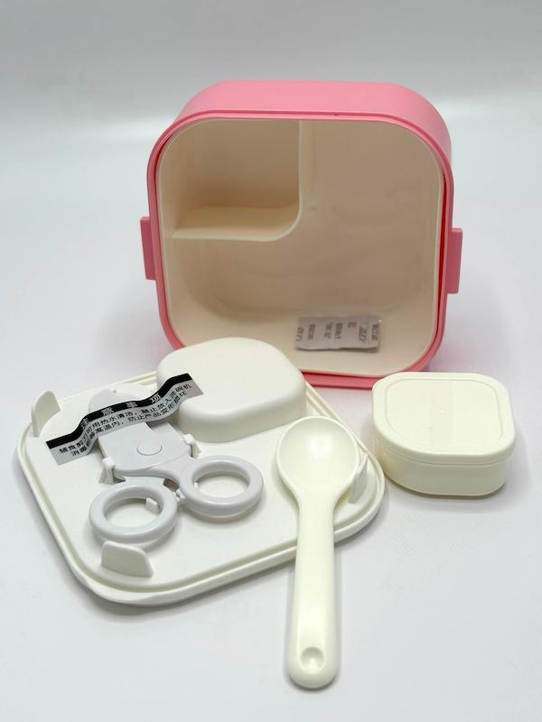 ظرف غذای چند تکه کودک کد ۲۰۹ (6) ظرف غذای کودک چند تکه با تقسیمبندی داخلی و درب ایمن