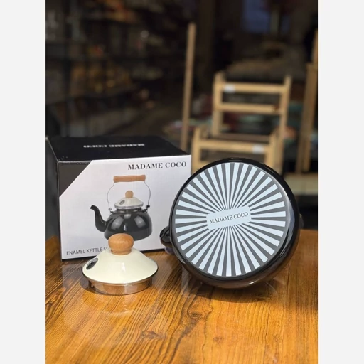 کتری لعابی برند مادام کوکو Madam COCO (2) کتری لعابی برند Madam COCO مناسب برای اجاق گاز و القایی